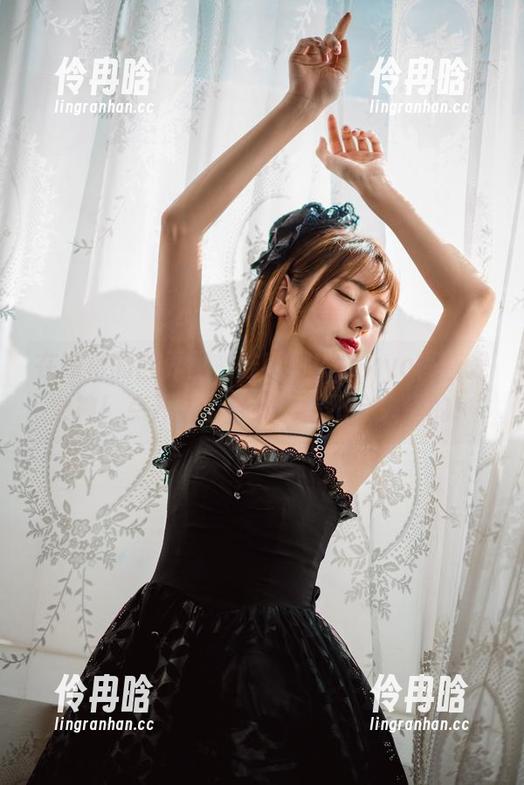 在短裙的世界里，陆卿卿kyokyo简直是女神！点开这个合集，你不会失望的！