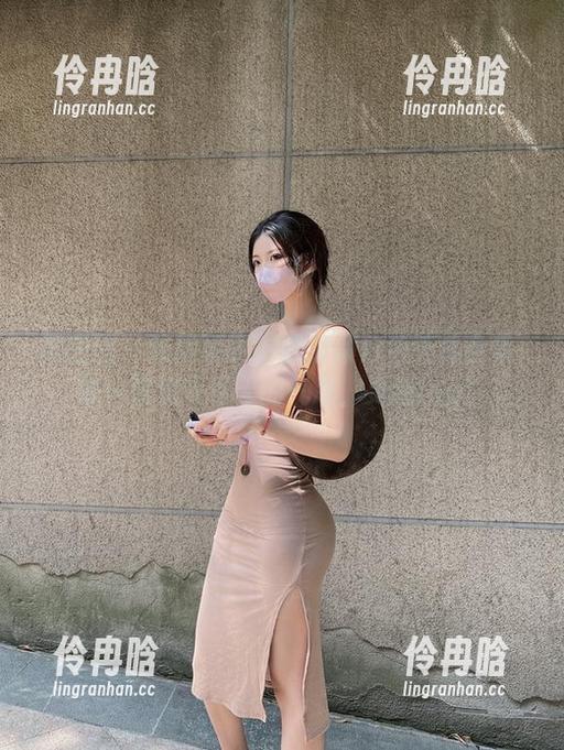 陈妮妮UNI 微密圈 - 陈妮妮UNI的童颜白色连体合集-每一张都是春天的气息,更新ing!