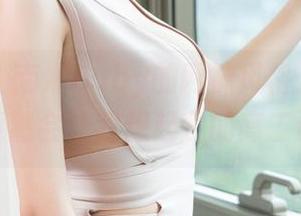 青豆客 – 南湘Baby的网袜风格：高清图集，竟然会让我想起我的高二记忆！