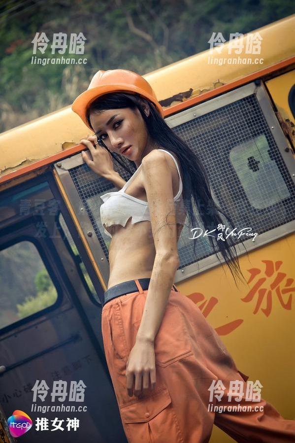 青豆客-妮小妖 青豆客 - 妮小妖黑色作品集上架:窝在沙发上,你绝对想不到的资源大揭秘!
