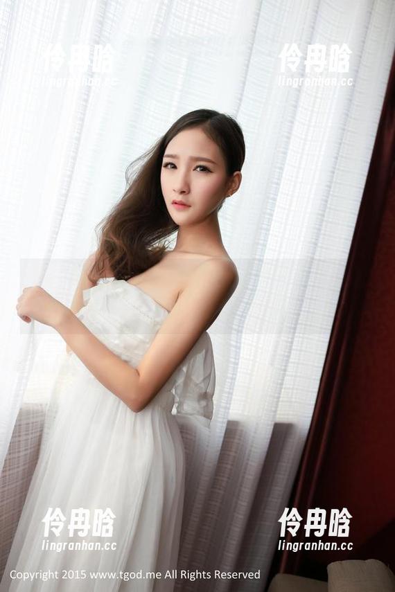青豆客-魏扭扭 青豆客 - 在魏扭扭的女友写真中,收藏那些细腻的情感与暗示。