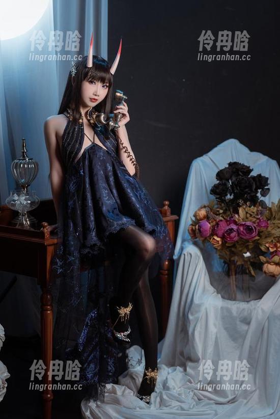 面饼仙儿 迷人的最新美图!面饼仙儿的“血小板lolita”,感觉每一张都是诗。