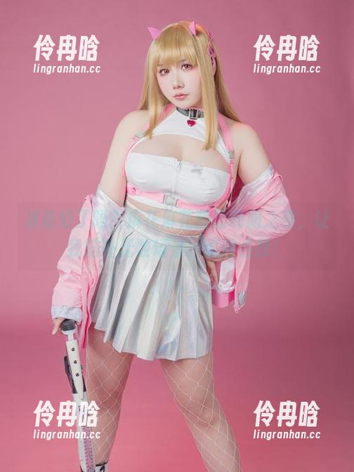 麻花麻花酱 准备好了吗?麻花麻花酱的制服之美,让我脑补无数场景!原图点我!