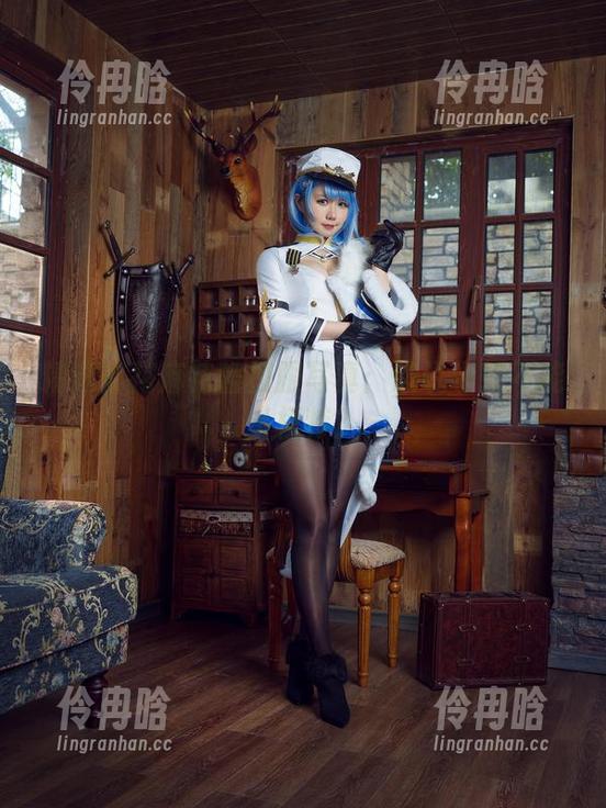 麻花麻花酱 精选麻花麻花酱校服写真:谁说学姐不能当模特?